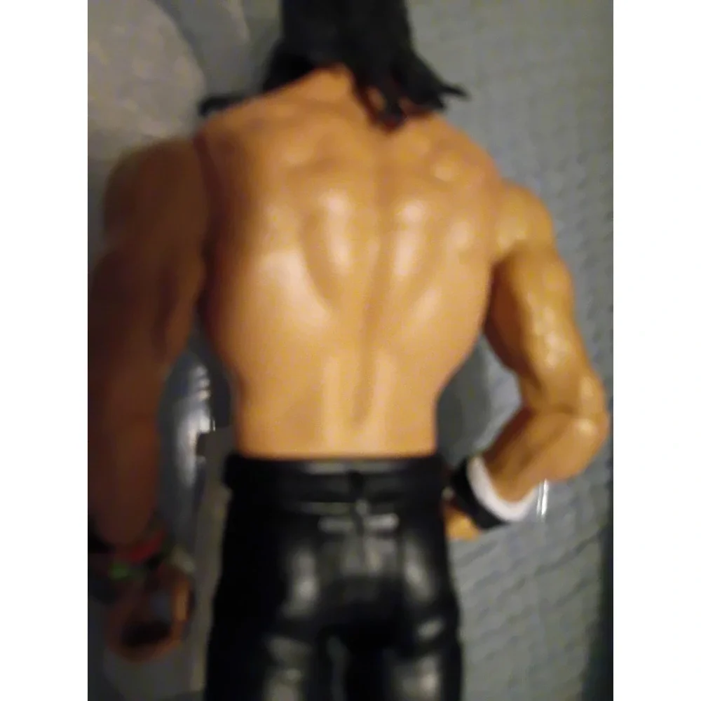 Good Used Condition WWE Mattel Elias 2017 Basic Series 88 Wrestling Figure